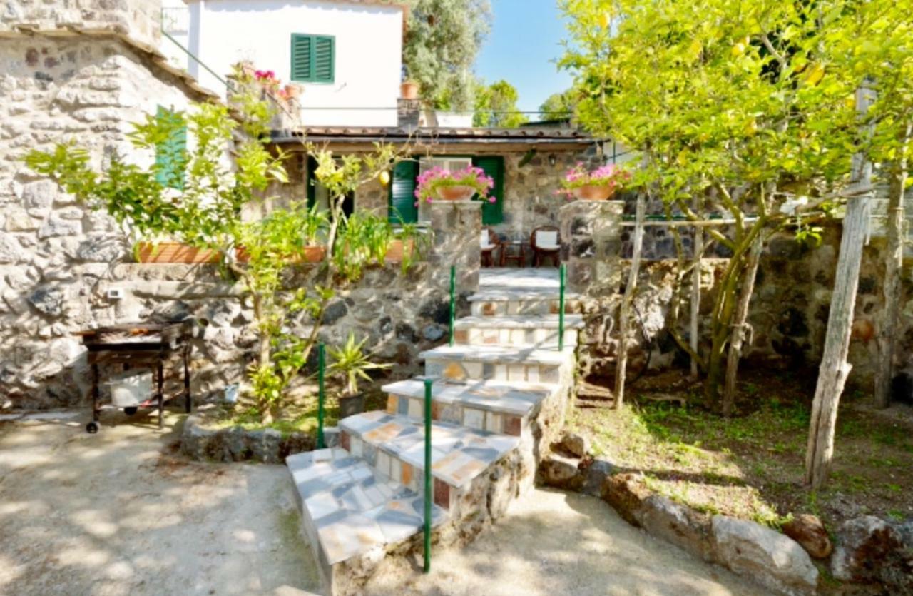 Villa Vincenzo Di Meglio Barano dʼIschia Cameră foto